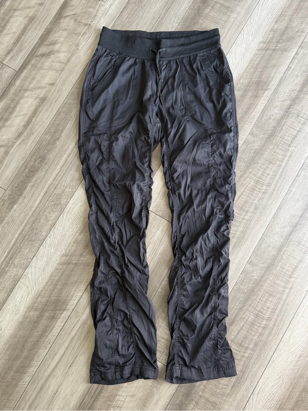 The North Face Women’s Aphrodite 2.0 Black Hiking Pants Size M Y2K Athleisure